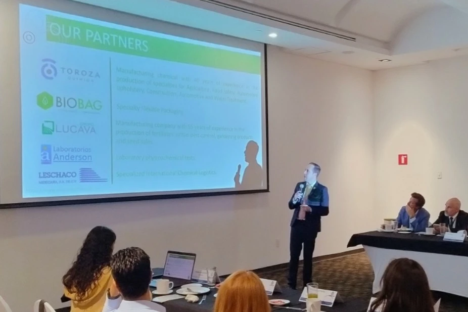 Reunión del Clúster Químico de Guanajuato con Empresarios Franceses